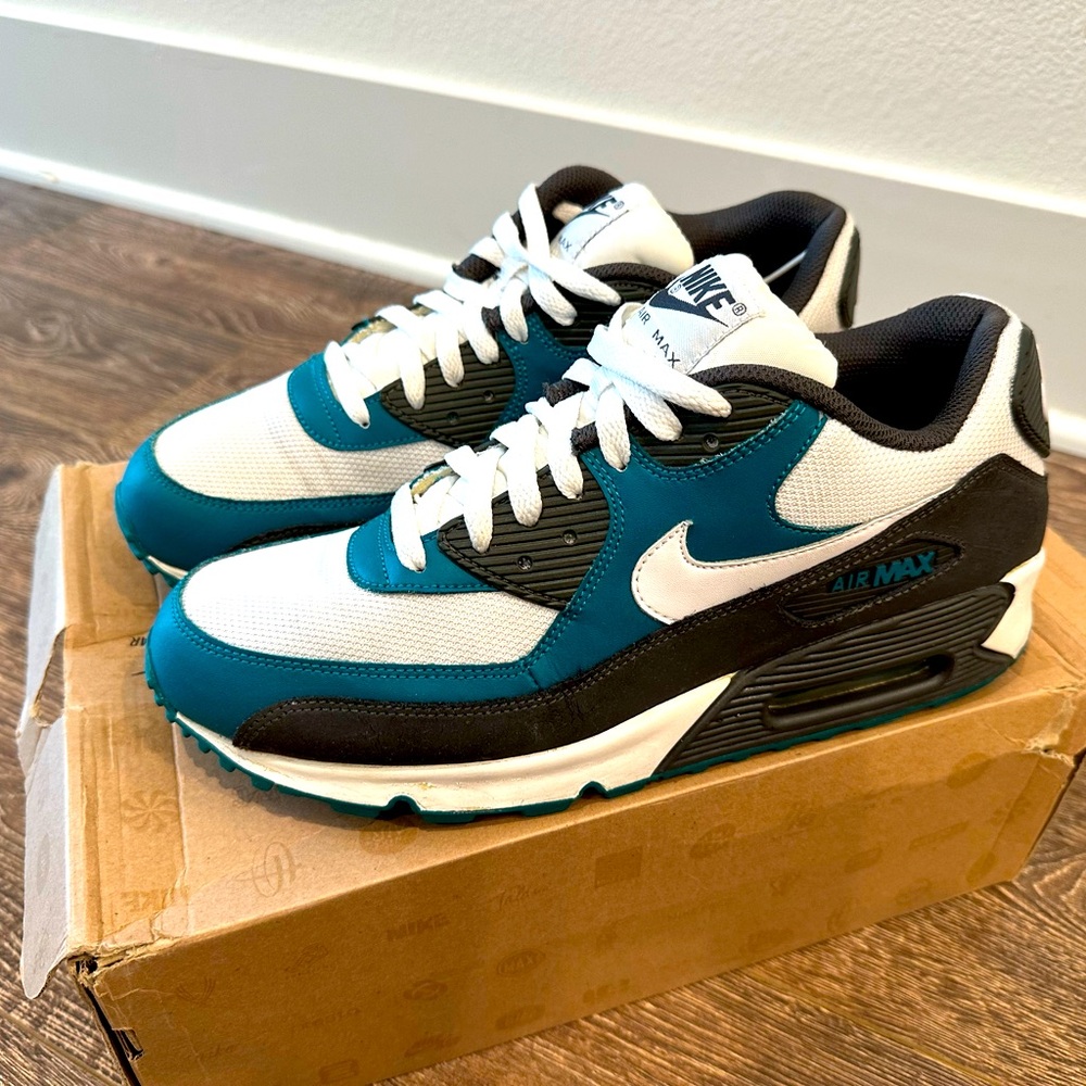 Nike Air Max 90 - White Midnight Fog Lush Teal - Size 10 - 2012